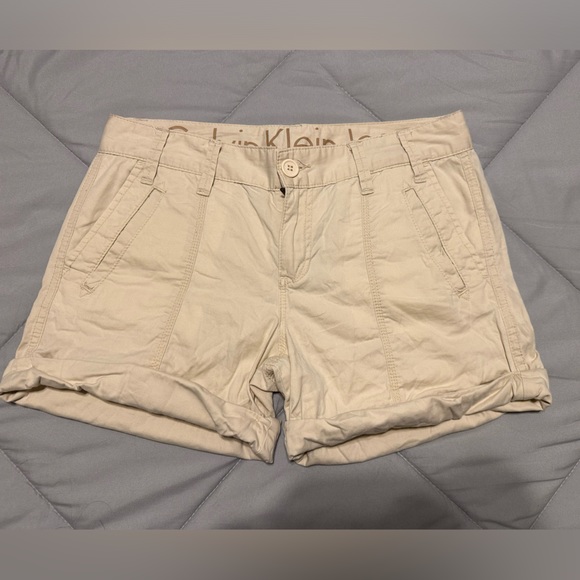 Shorts - Picture 1 of 3